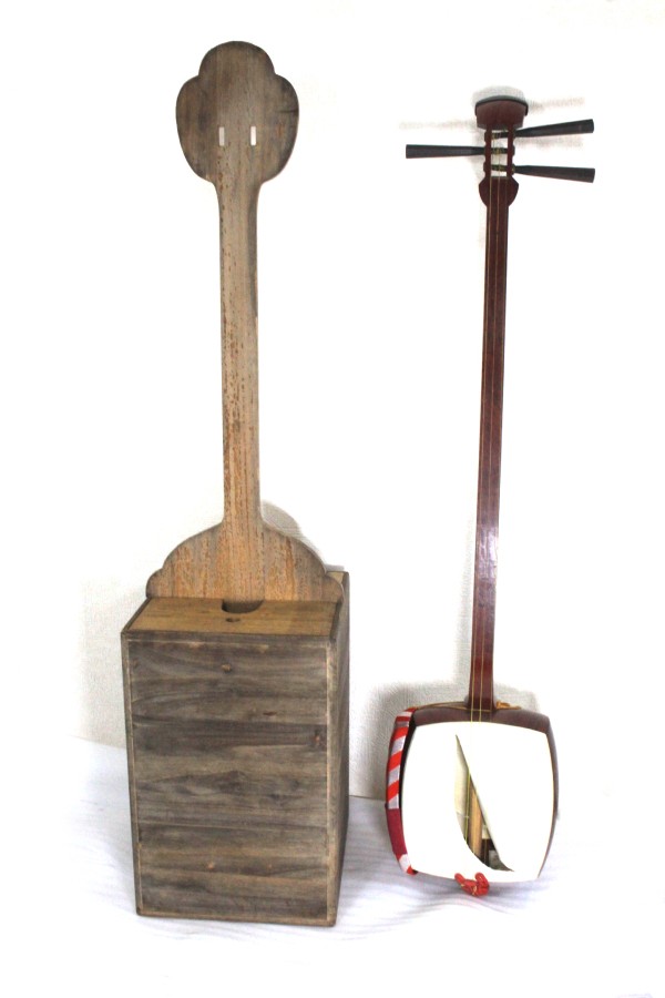 Shamisen With Paulownia Stand 2 Drumsticks Musical Instrument Japanese Stringed