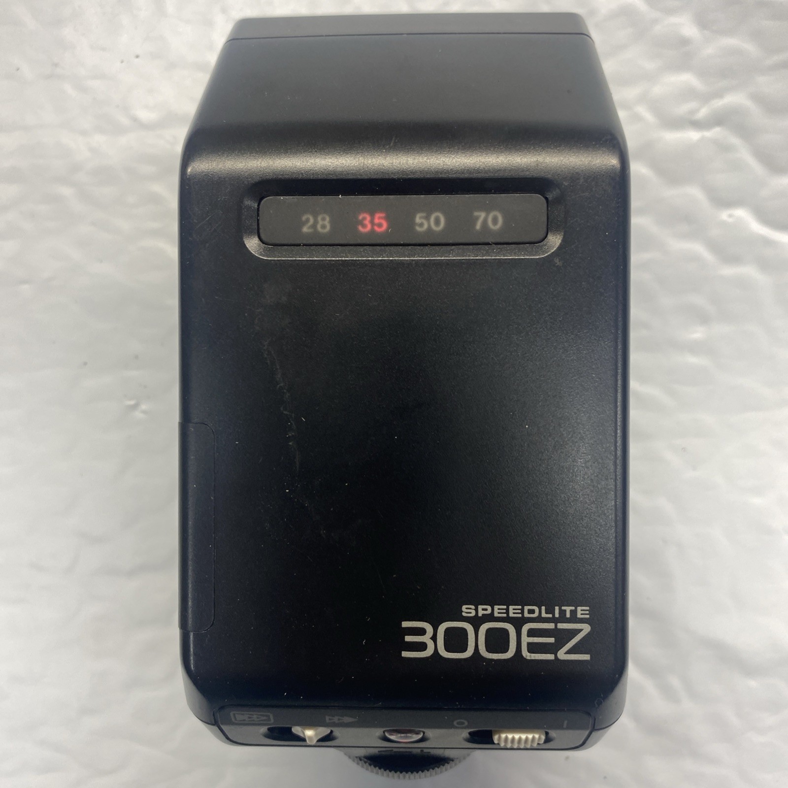 CANON SPEEDLITE 300EZ Shoe Mount Flash In Good Condition With Case