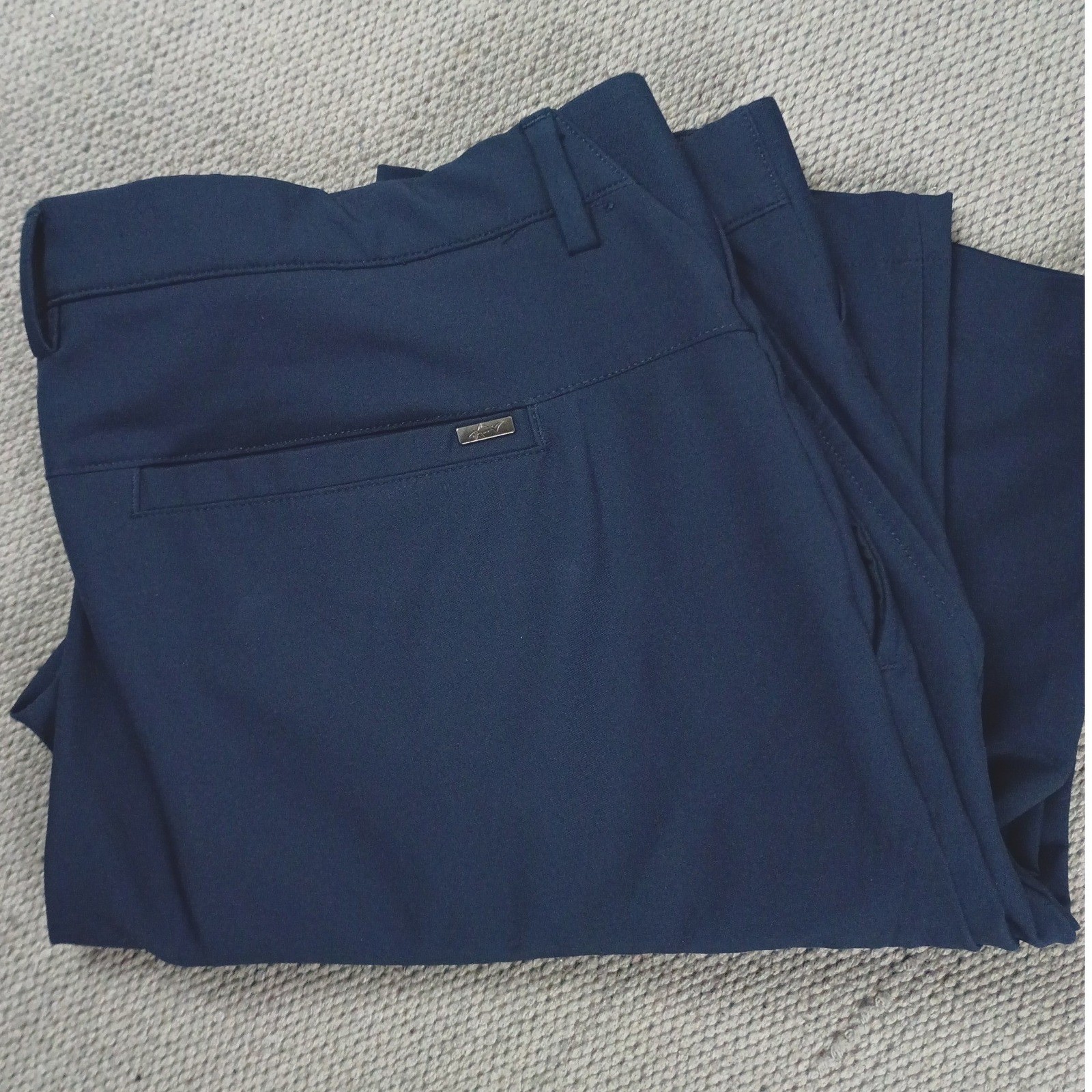 Greg Norman Golf Pants Mens 38x29 Navy Blue Excellent Stretch Performance Shark