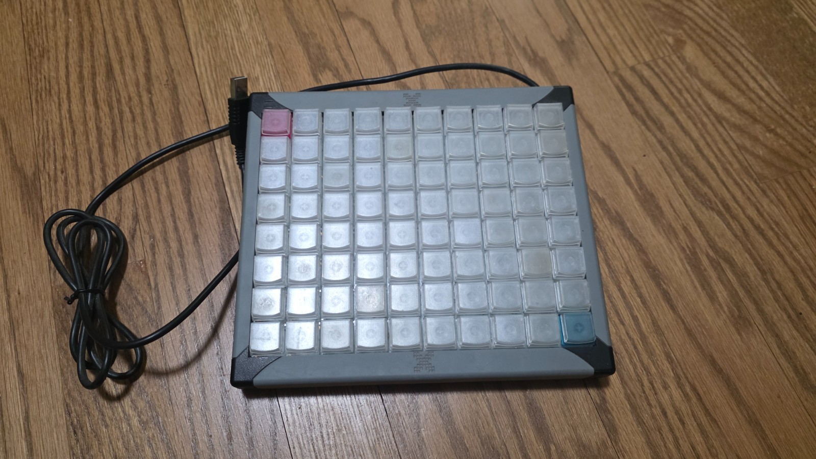 X-Keys XK-80 80 keyUSB Programmable Keyboard/ Works Great/ Includes extra keys