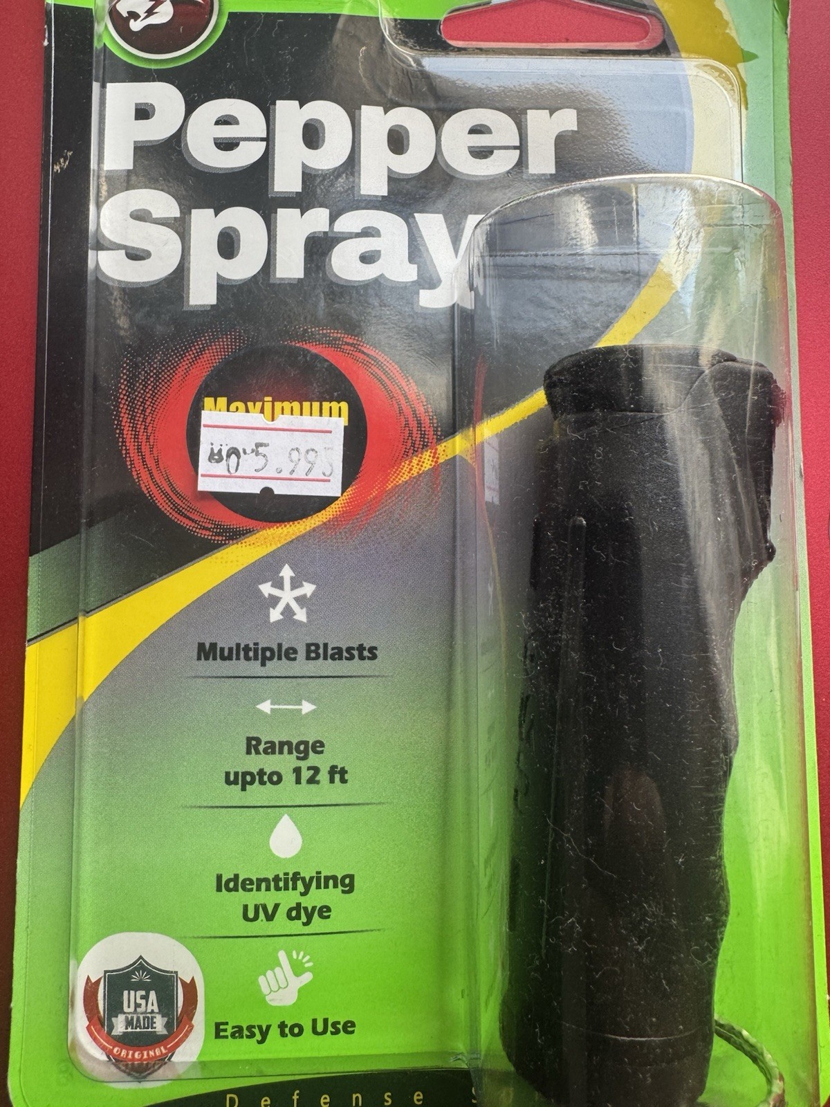 Maximum Strength Pepper Spray USA Made Personal Security Multiple Blasts UV Dye