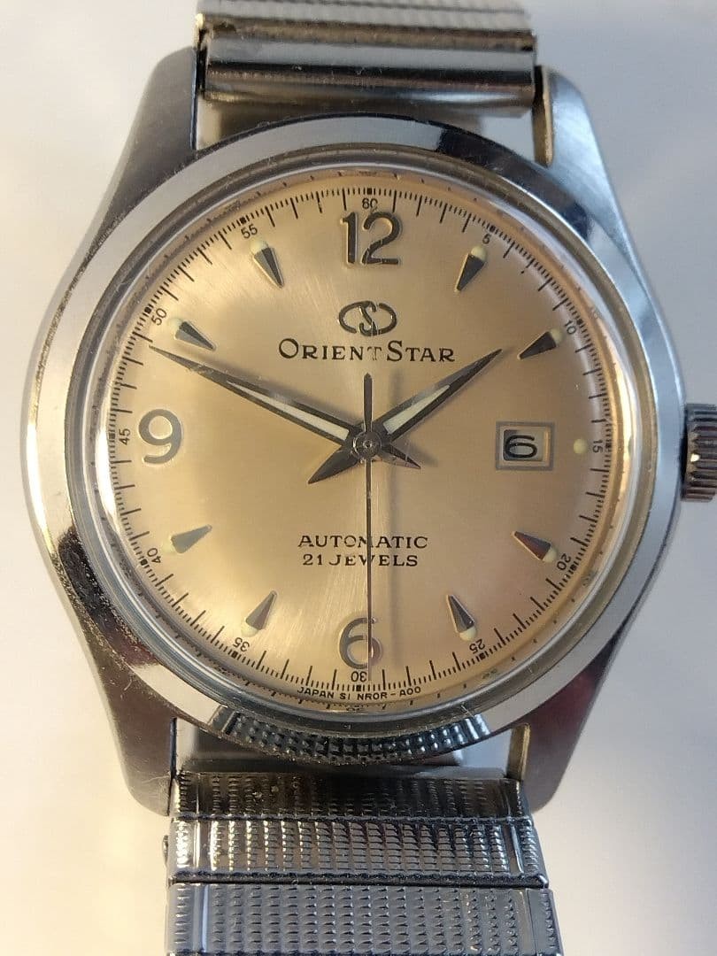 Operating Orient Star Automatic Watch Ivory Dial