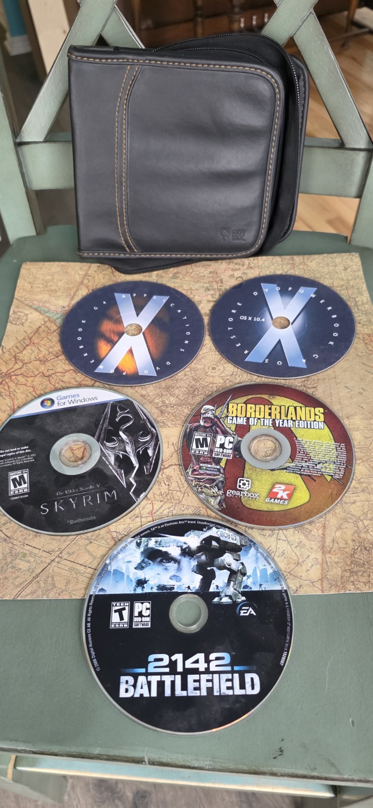 PC Games Lot + Powerbook G4 In Retro Case Elder Scrolls V Borderlands 2142 Bttl 