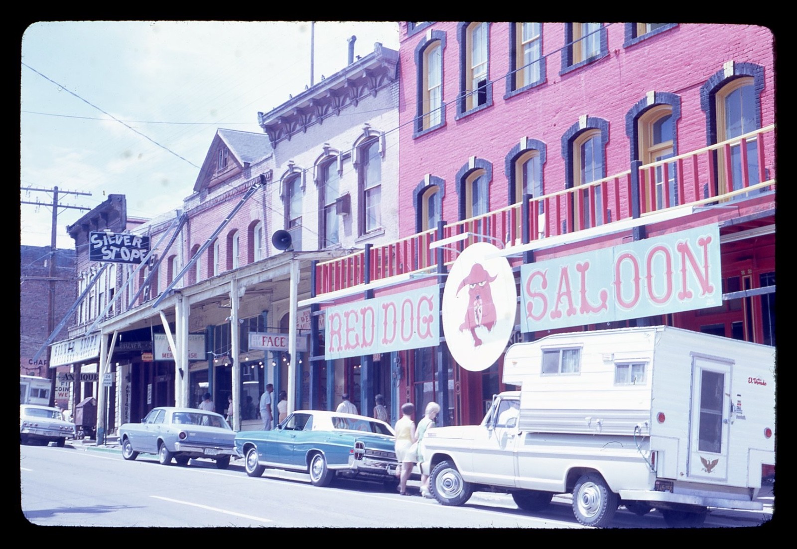sl28 Original slide 1968 Kodachrome Virginia City Red Dog Saloon 652a