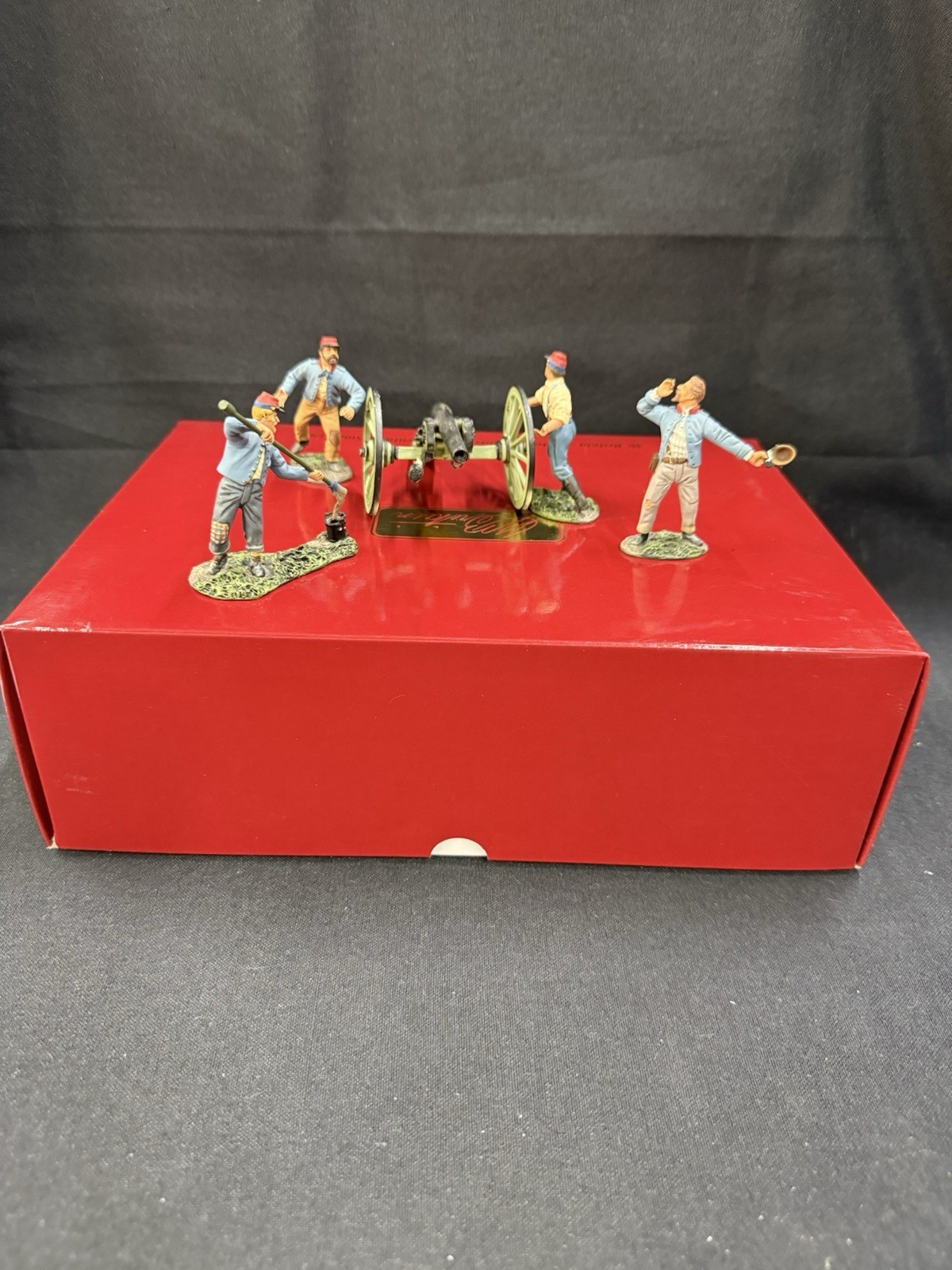 W BRITAINS Civil War Artillery Cannon and 4 Crew Man