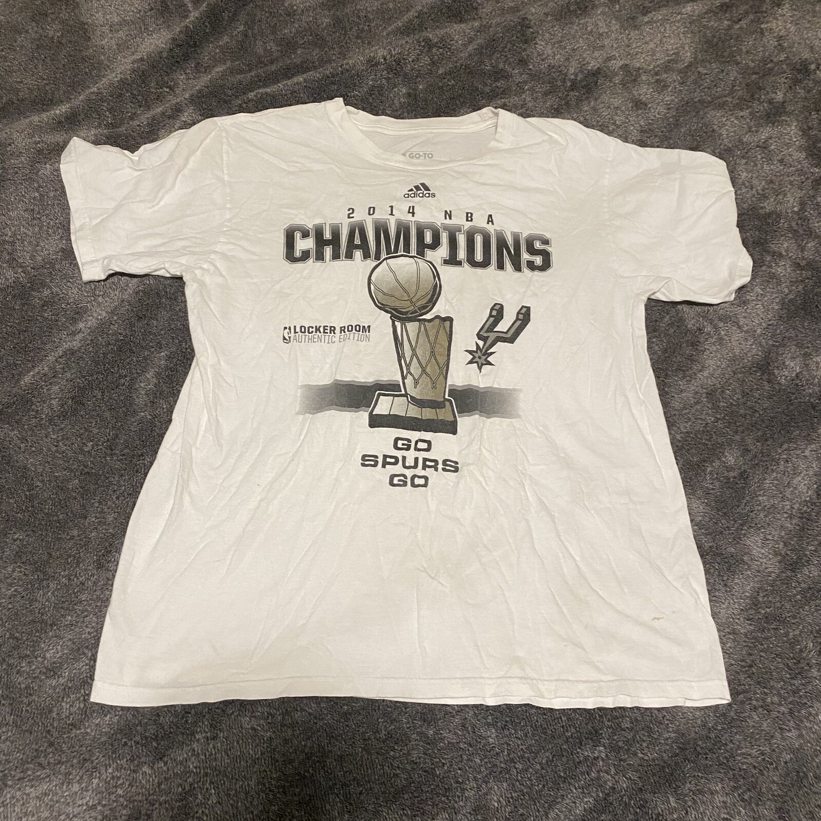 San Antonio Spurs Tee Adidas 2014 Champions NBA Men’s  Large White Short Sleeve