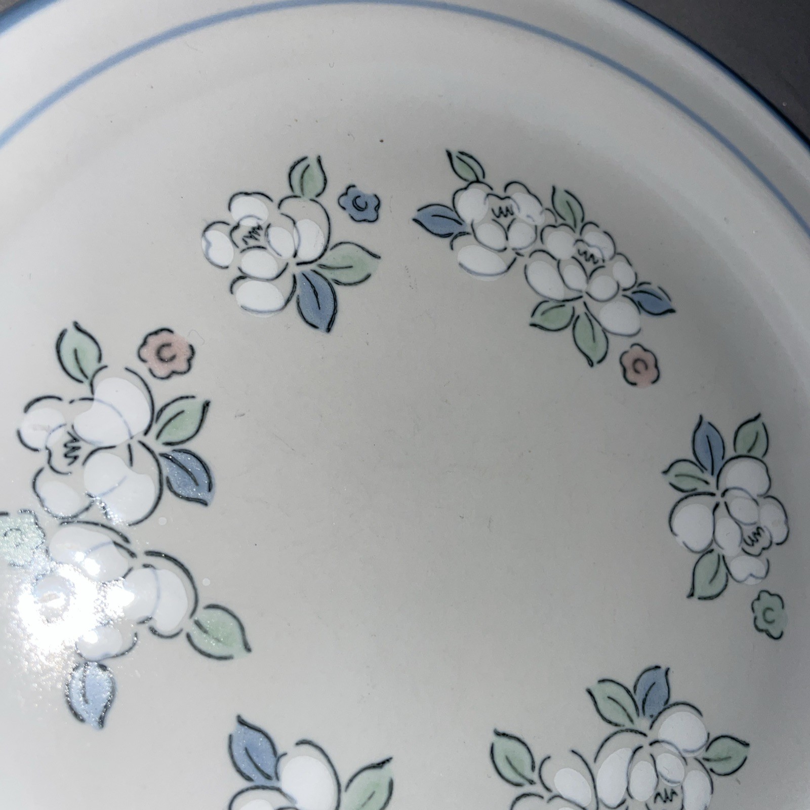 CHANTILLY Stoneware By Hearthside 7 3/4" Salad Plates, Fleur De Lune Pattern