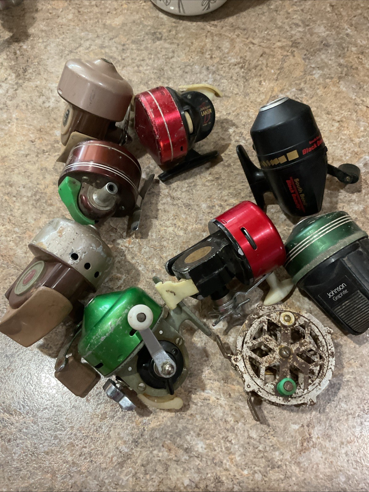 9 Vintage Fishing Reels