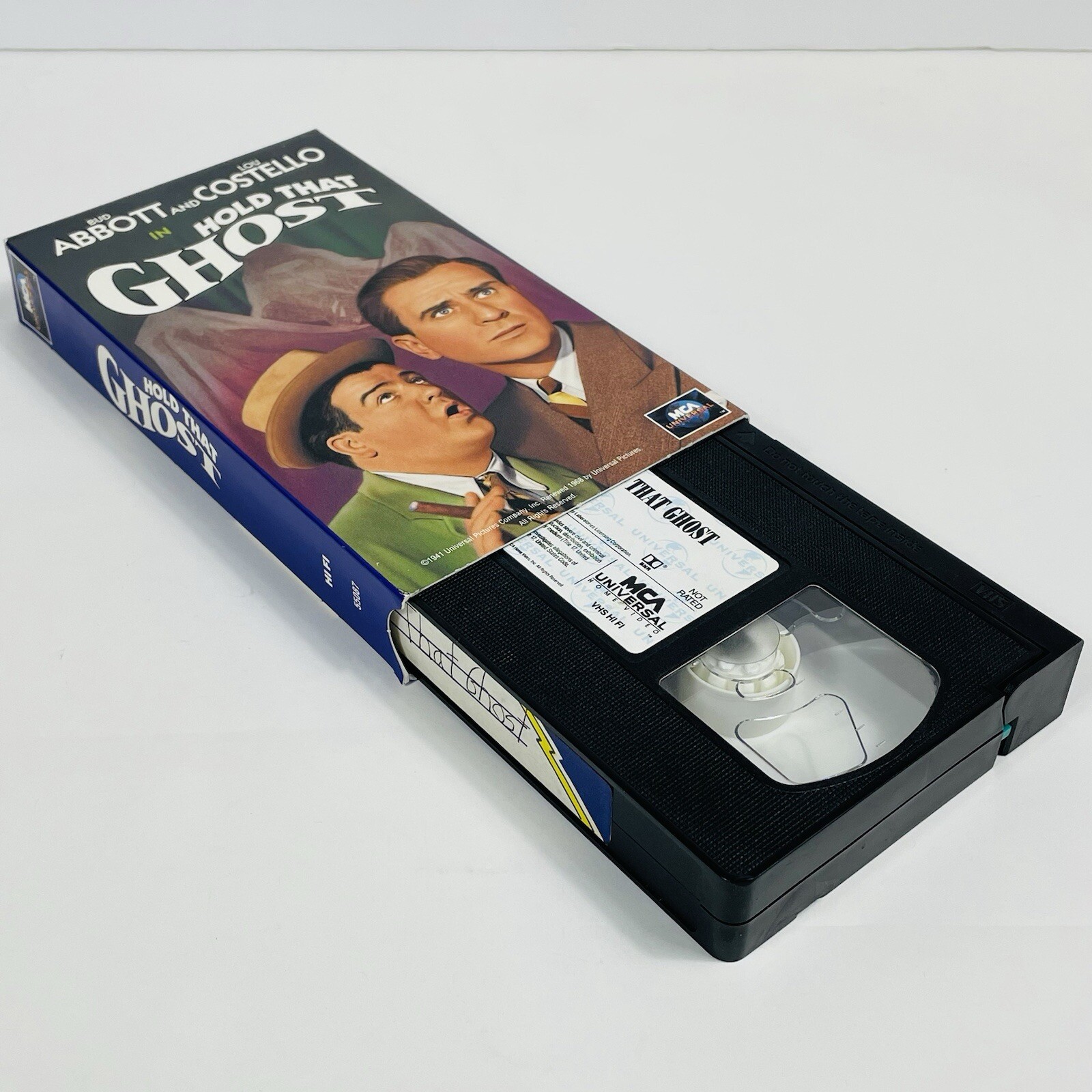 Hold That Ghost VHS Cassette Movie with Bud Abbott and Lou Costello