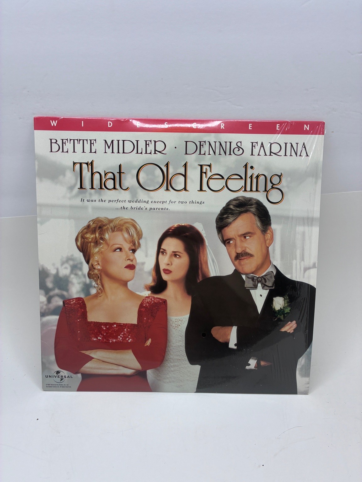That Old Feeling LaserDisc 1997 Widescreen Comedy Bette Midler Universal
