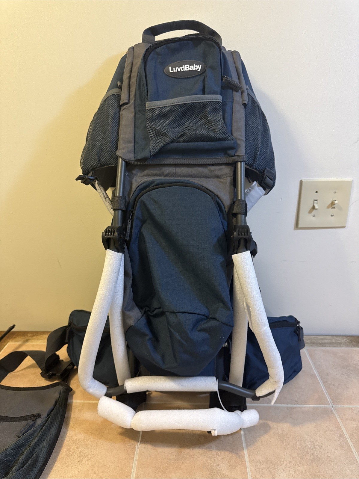 Luvdbaby Hiking Baby Carrier Backpack New