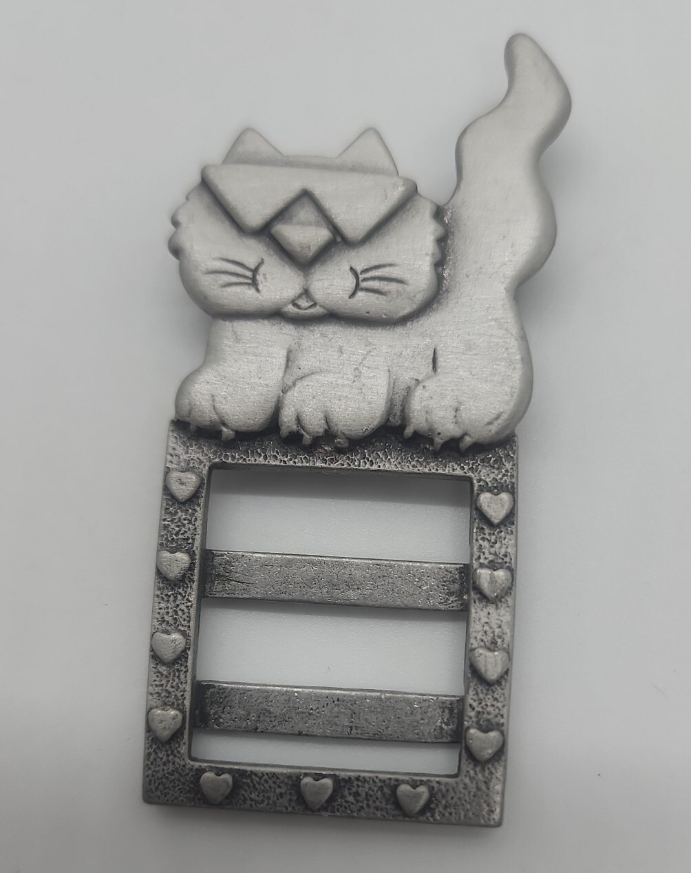 Vintage JJ Jonette pewter tone COOL CAT picture frame brooch pin