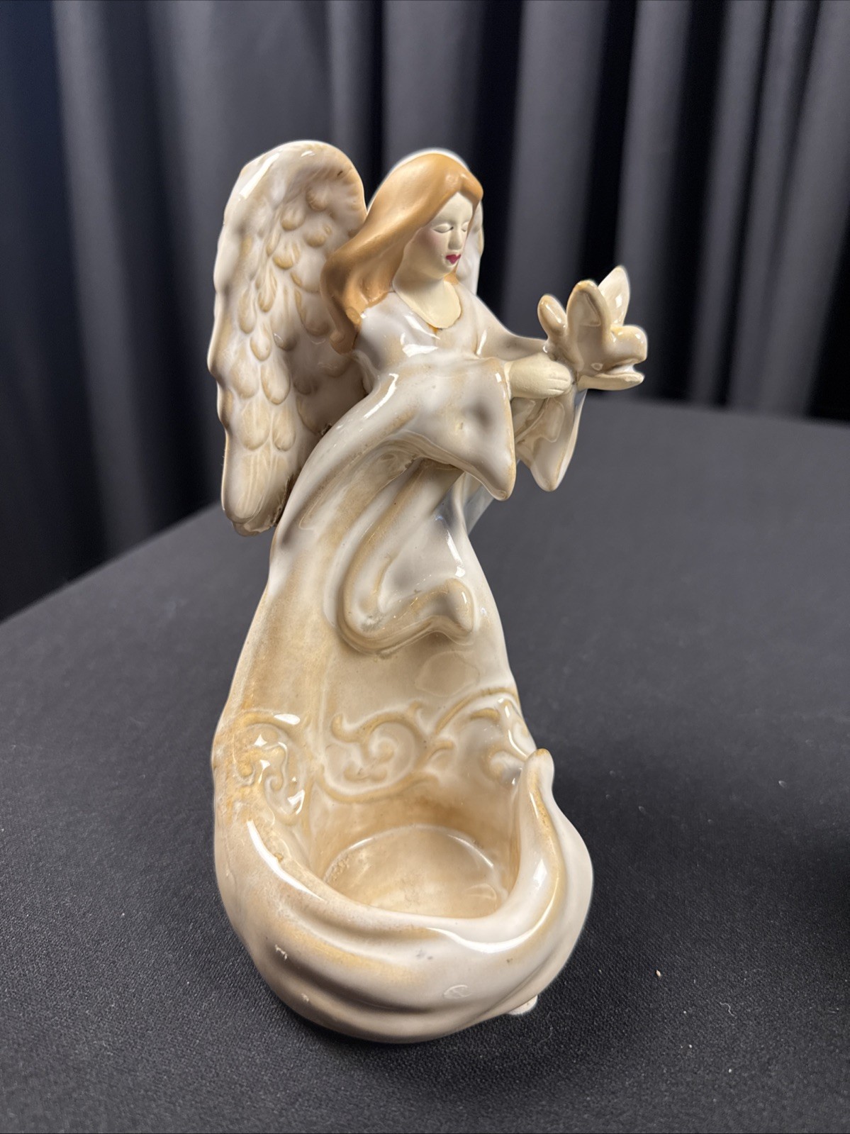 Yankee Candle Angel Tealight Candle Holder With Dove In Hand 6" Tall
