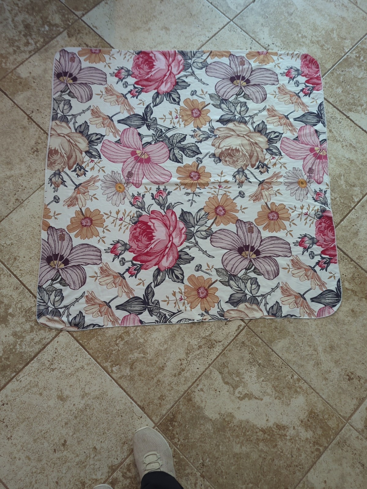 Swaddle Blanket Cloth Floral Brown & White Stretch 38" x 40"