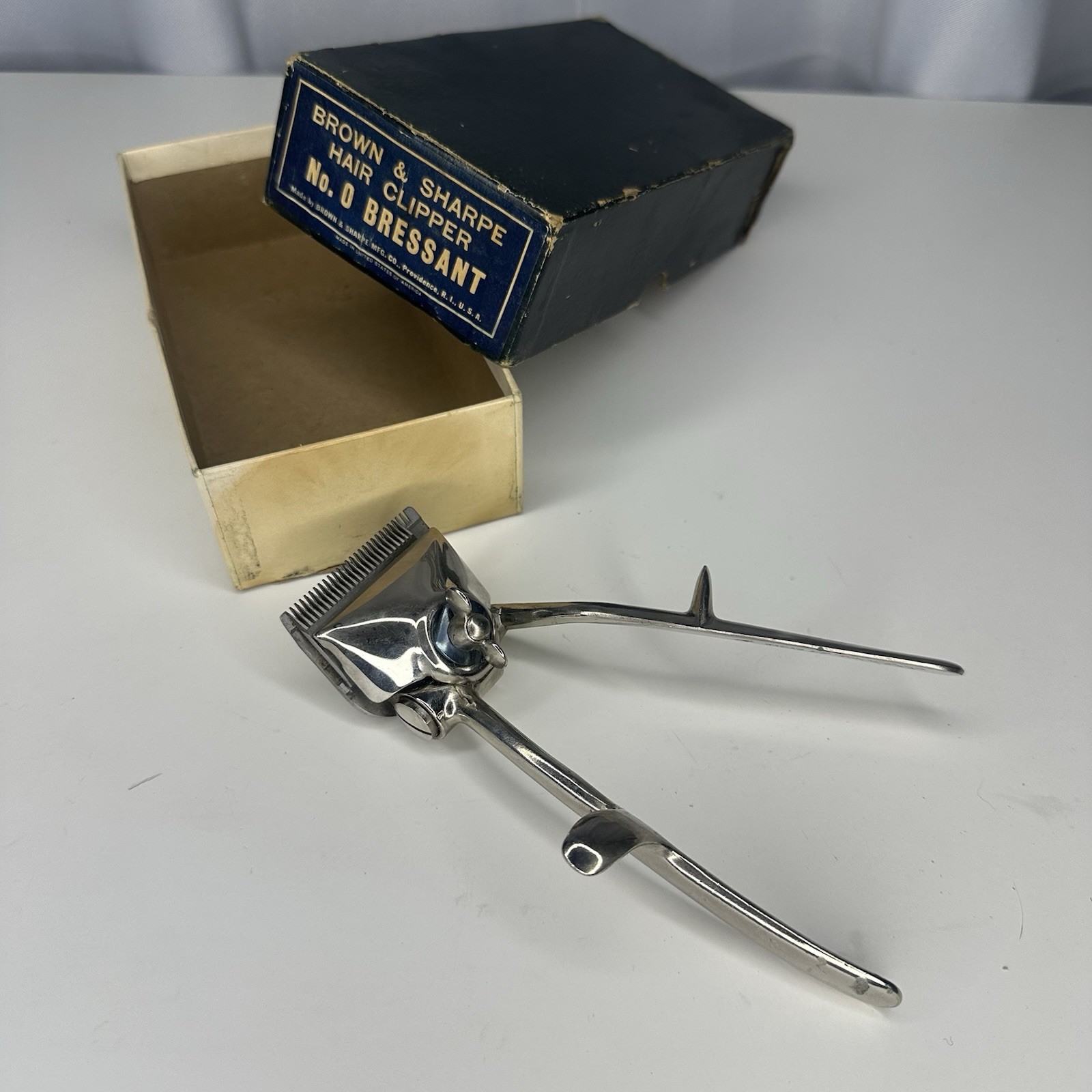 Vintage Brown & Sharpe Hand Hair Clipper No. O Bressant Trimmer In Box Made USA
