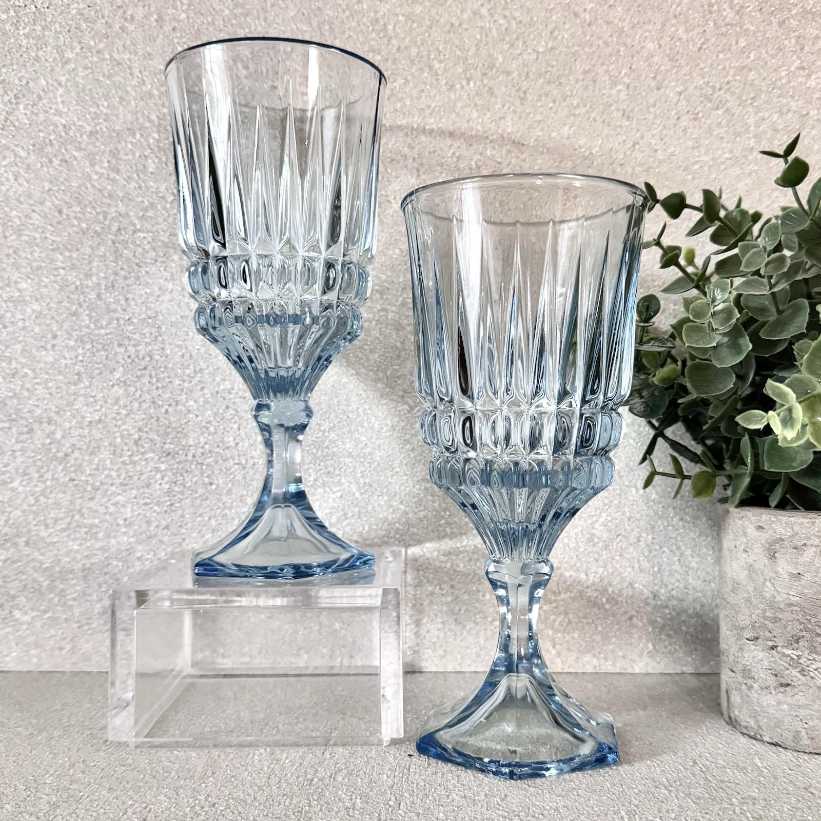 2 Vintage Fostoria Heritage Blue American Water/Wine Goblets Hexagon Foot 7.25”
