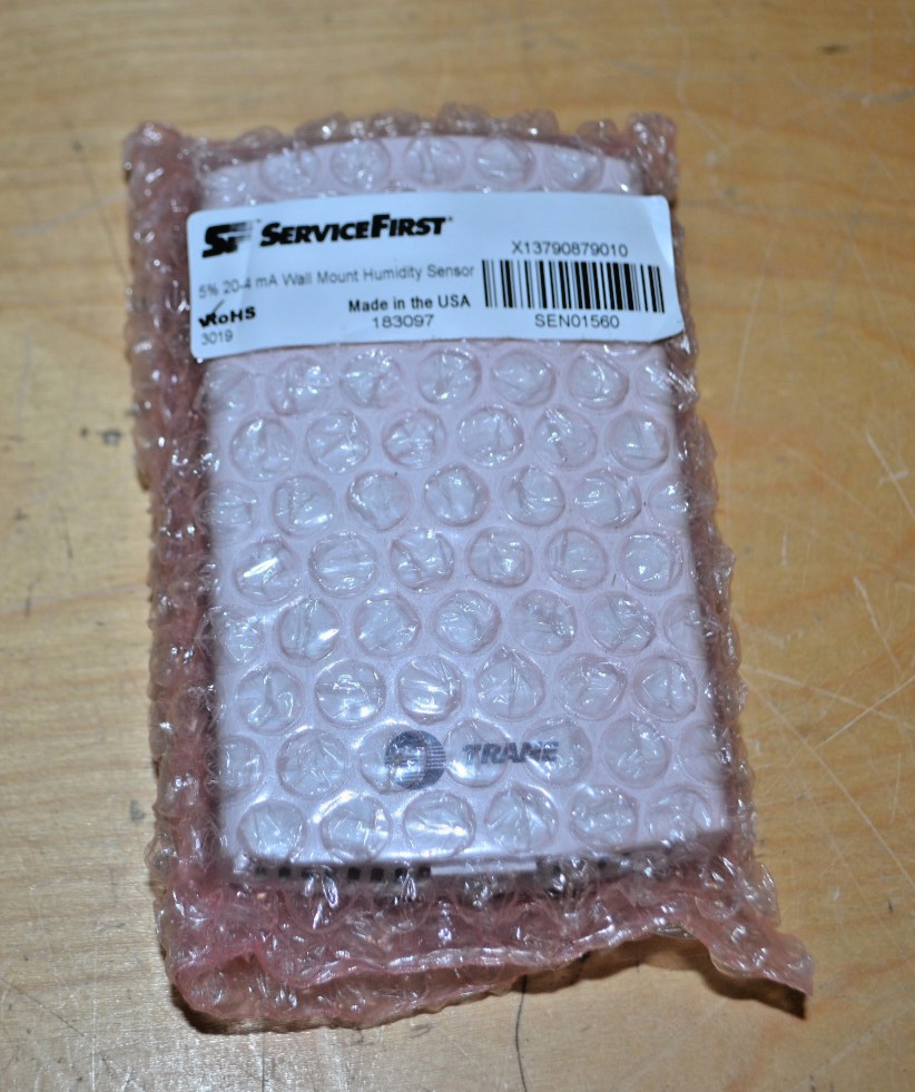 TRANE ~ SEN01560  ~ WALL MOUNT HUMIDITY SENSOR ~ 5% RM 20-4MA ~ X13790879010 (v)