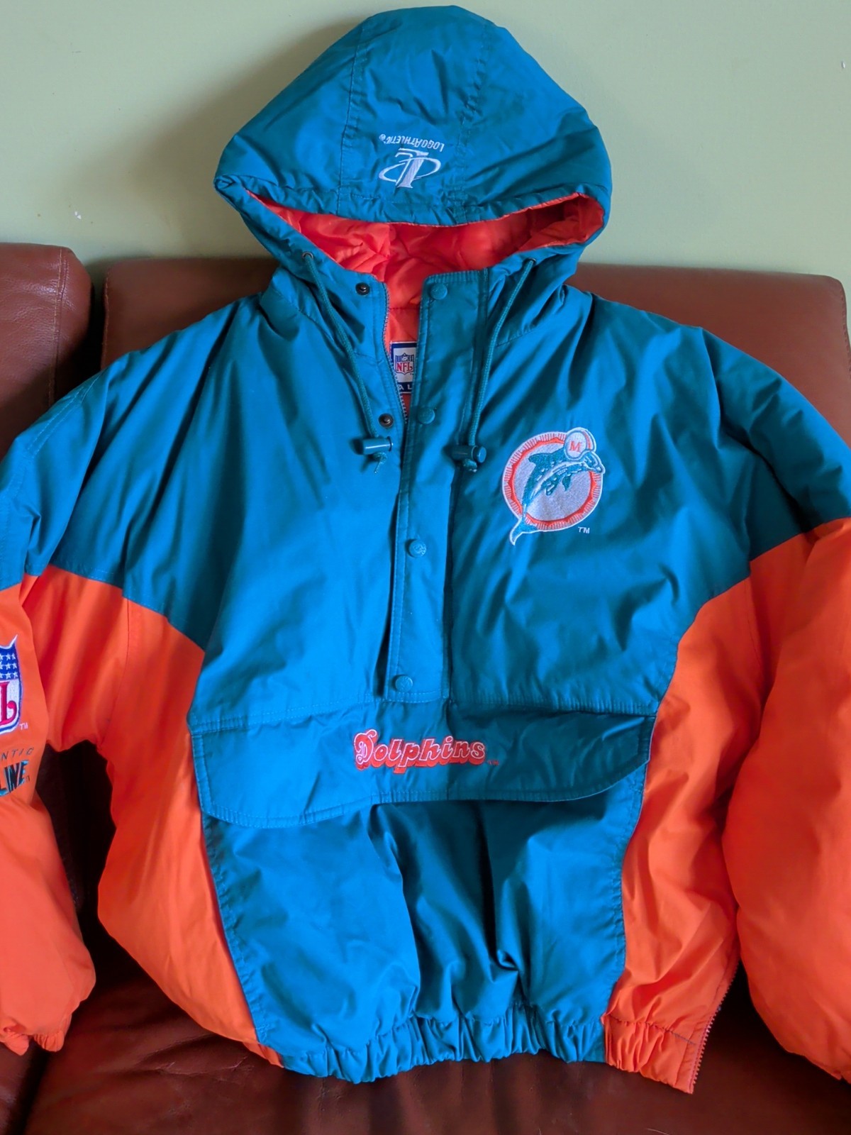 Vintage 90s Miami Dolphins Athletic Mens Large NFL Jacket Puffer Parka  RARE