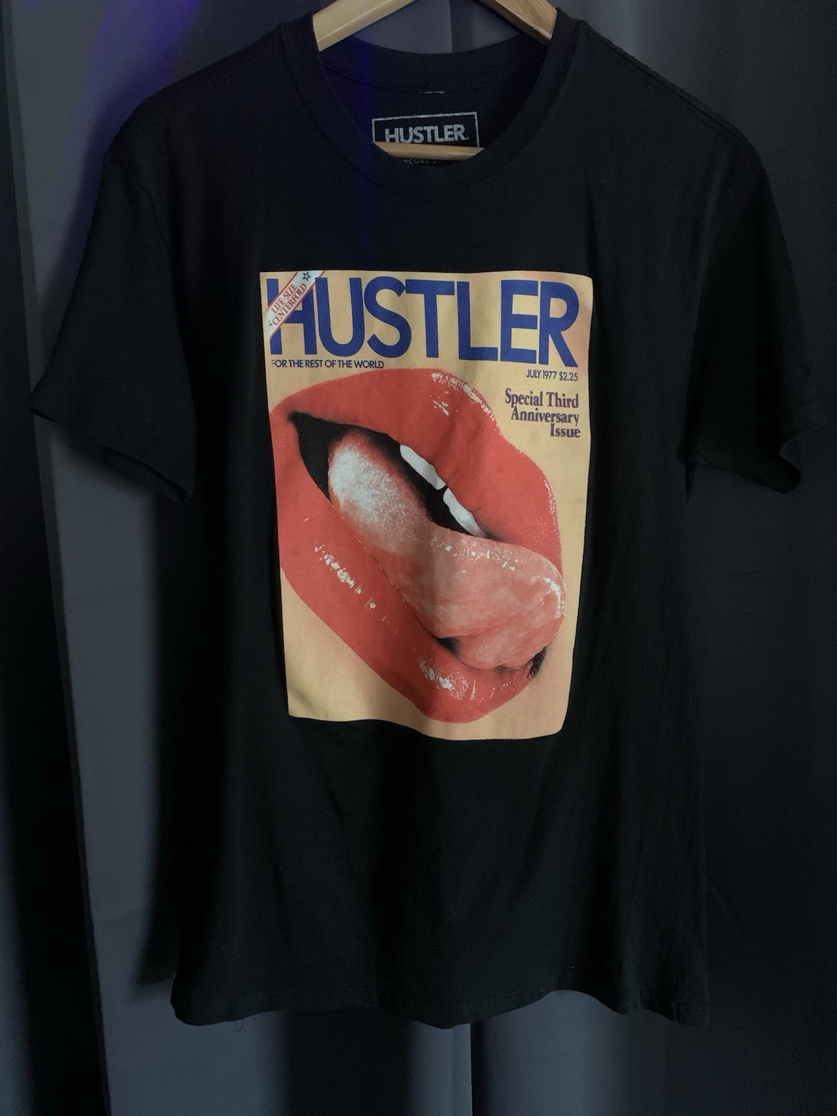 Hustler Graphic Short Sleeve Black T-shirt Mens Size Medium Cotton Blend