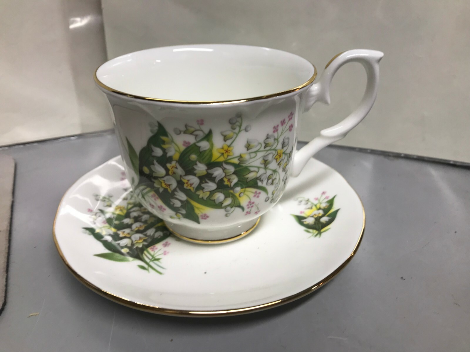 VINTAGE  ENGLAND BONE CHINA LILLY OF THE VALLEY CUP & SAUCER Royal Winchester
