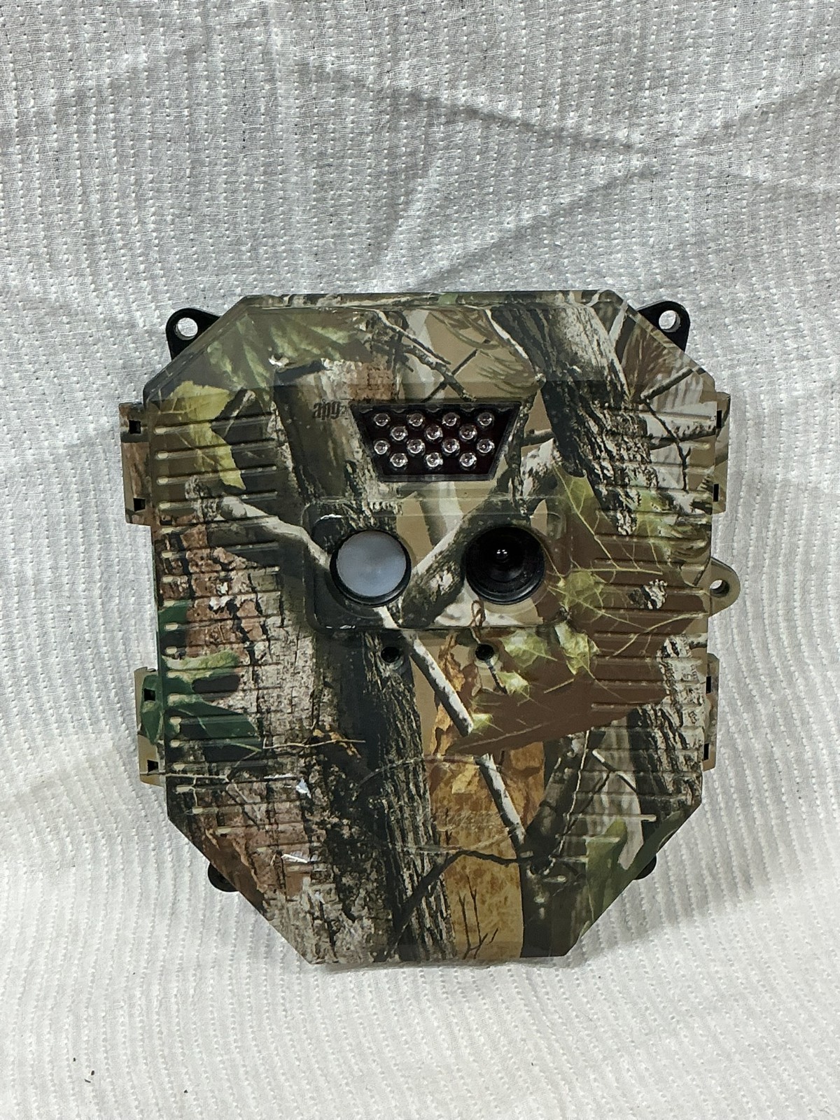 Wild Game Innovations Trail Camera Digital Game Scouting Camera 2 GB Memory Card