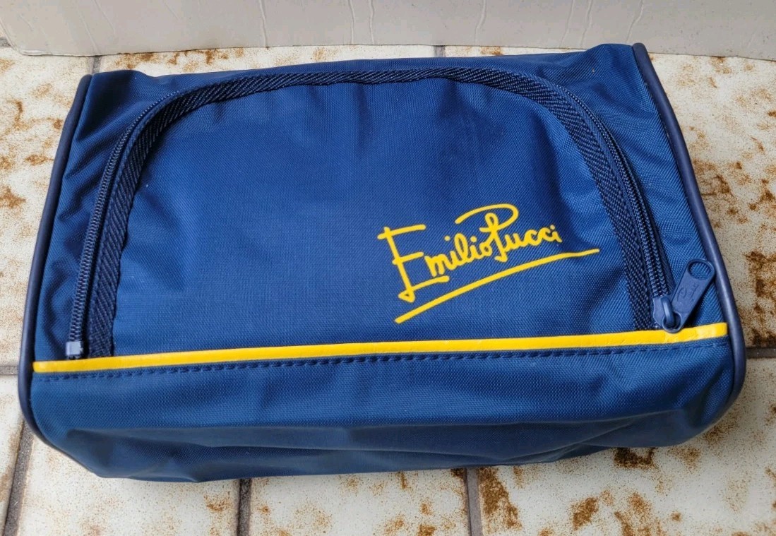 vintage 1970’s designer emilio pucci toiletry travel bag blue 10"X6"X4" NEW