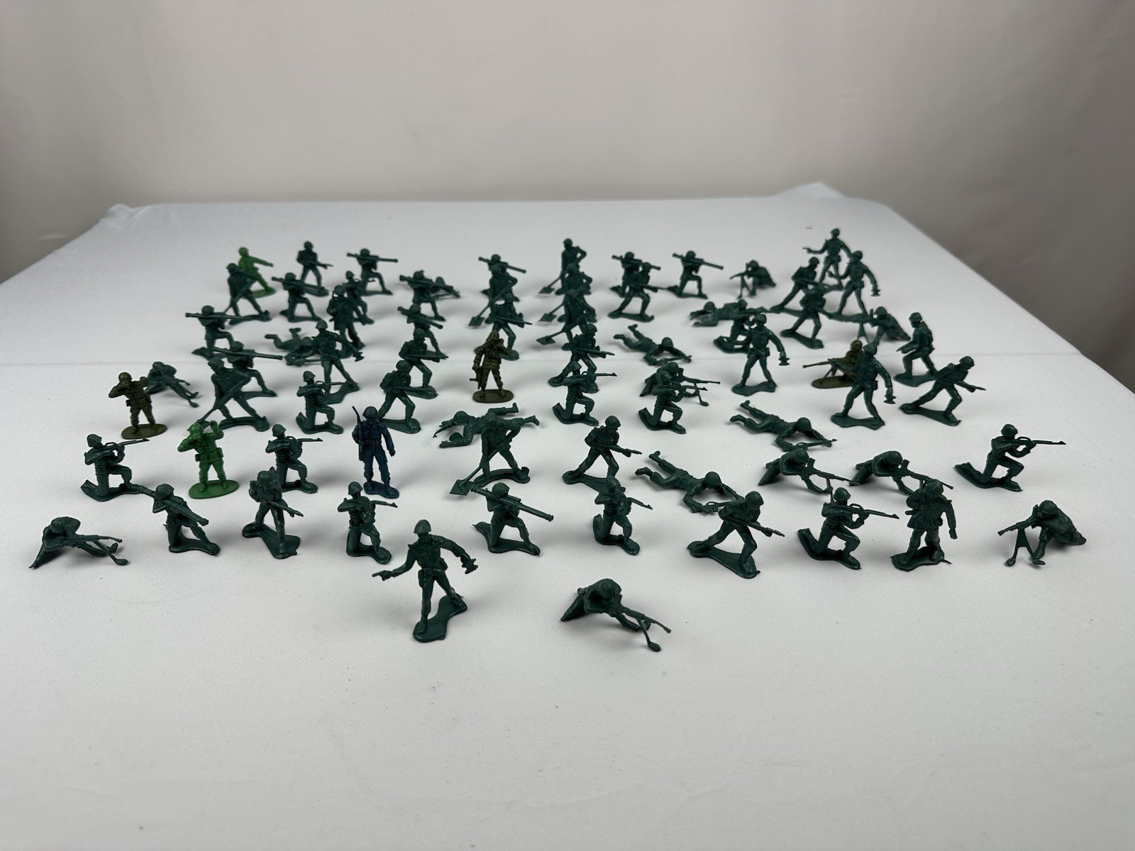 Lot Of 72 Vintage Plastic Army Figures