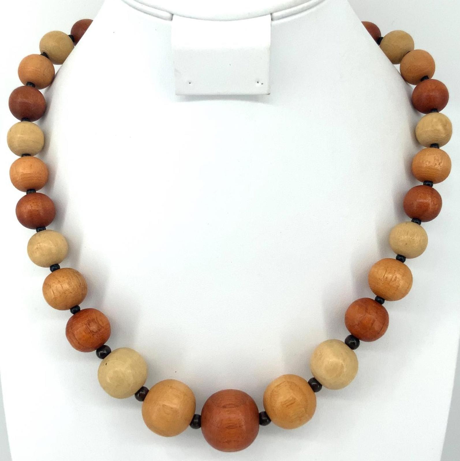 Vintage Wood Boho Mid Century Necklace Earth Tone Graduated Round Bead Choker