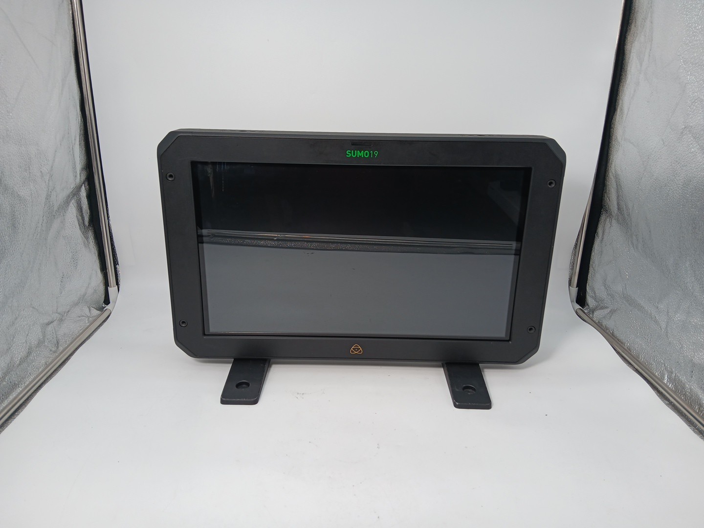 Atomos SUMO 19 HDR High-Brightness Monitor/Recorder (Read)