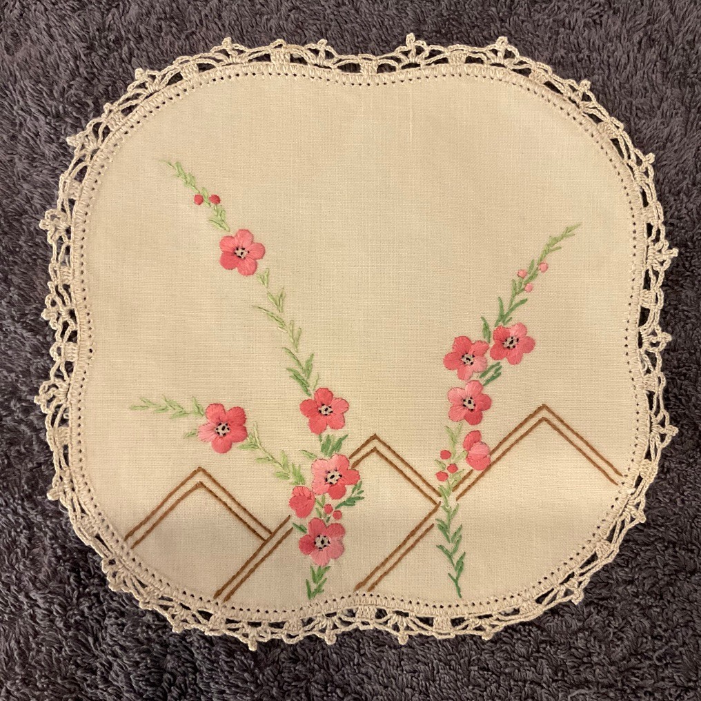 Vintage Handmade  Embroidered Linen Doily cottage core -  8 1/2  inch pink flowe