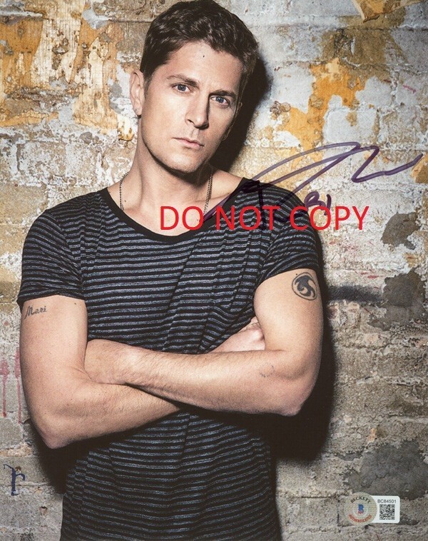 ROB THOMAS - MATCHBOX TWENTY 20 Autographed Signed 8x10 Reprint Photo #1 !!