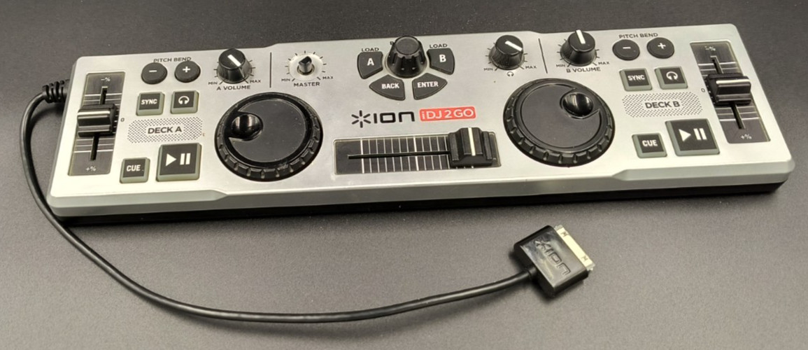 iDJ2GO DJ System For iPad iPhone & iPod Touch DJ With Your Music-ION