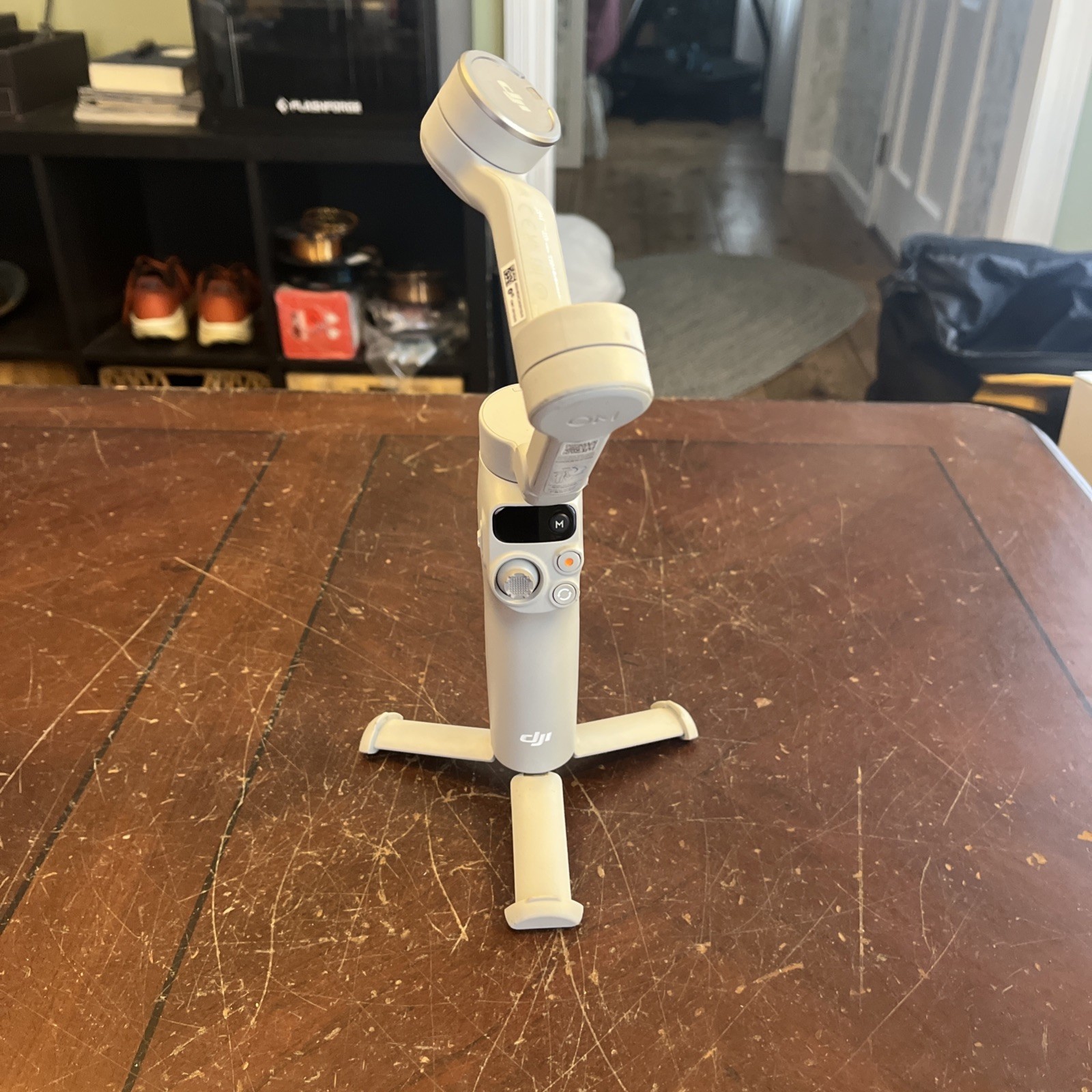 DJI Osmo Mobile 7 Smartphone 3-Axis Gimbal Stabilizer - Gray K23