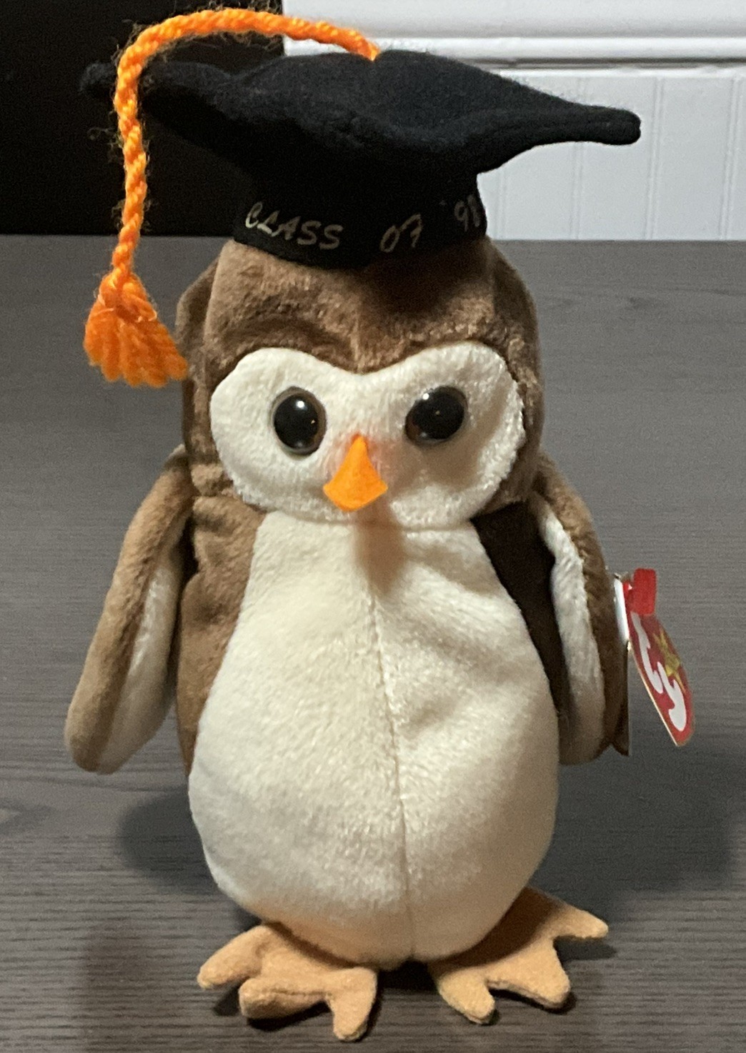 Ty Beanie Baby “WISET”the Owl Class of 98 Retired-Tag errors 1998 Plush,6in(#61