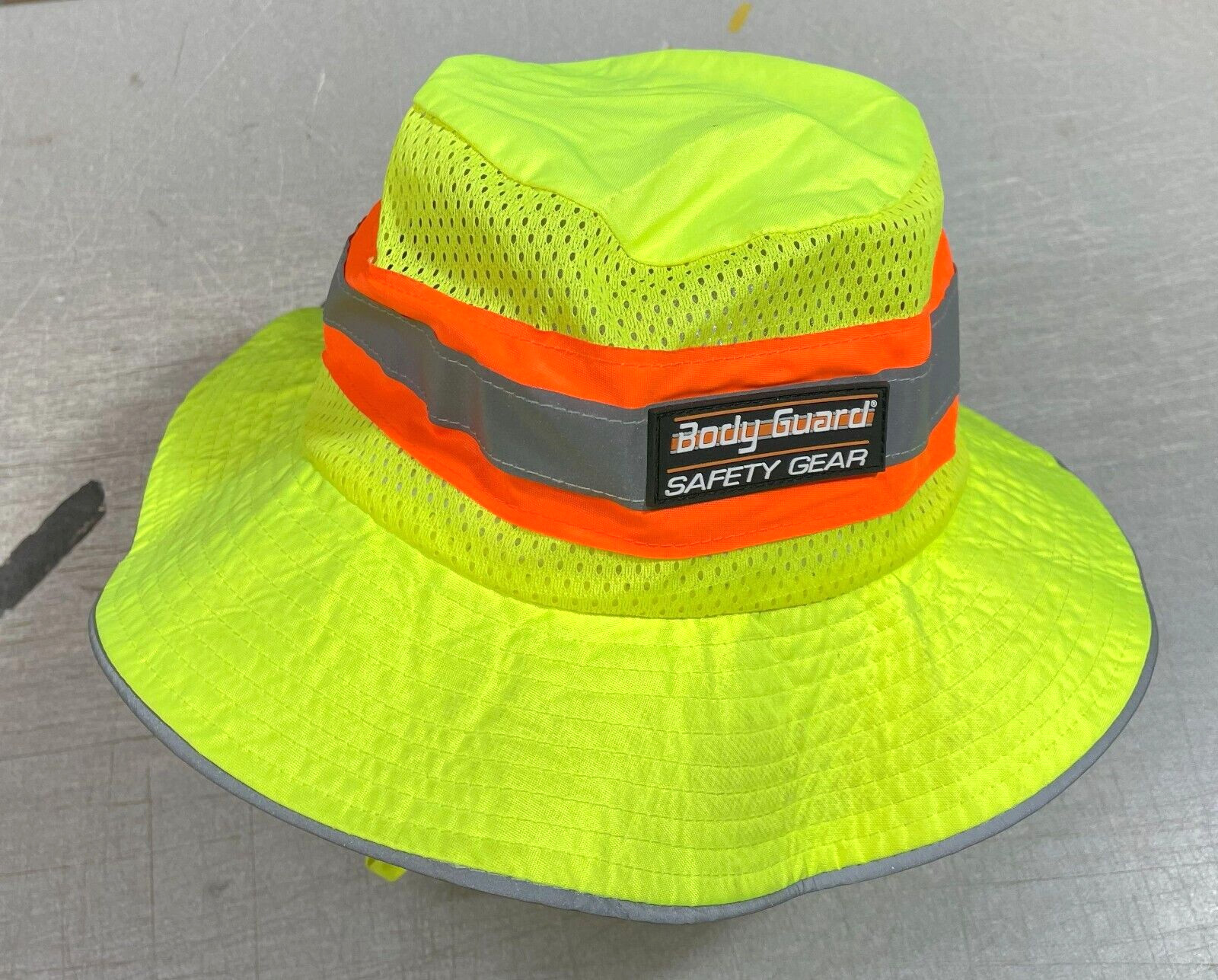 BODY GUARD Safety Gear Hi Vis Boonie Hat Unisex Chin Strap Reflective Vent S/M
