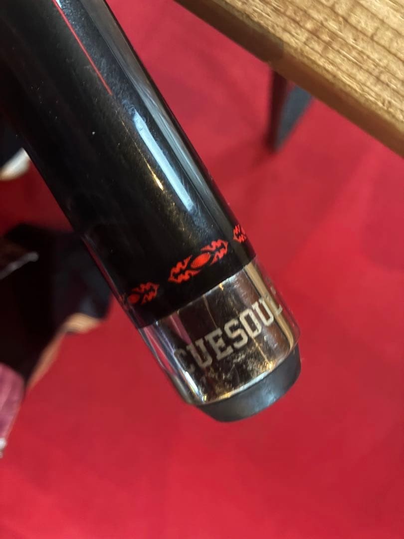 GUESO Wooden Billiard Cue Black & Red, Used, No Case rr2