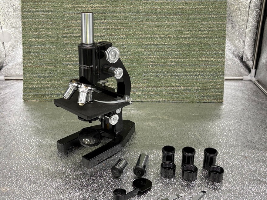 VINTAGE BAUSCH & LOMB OPTIC SCIENTIFIC MICROSCOPE EXCELLENT CONDITION