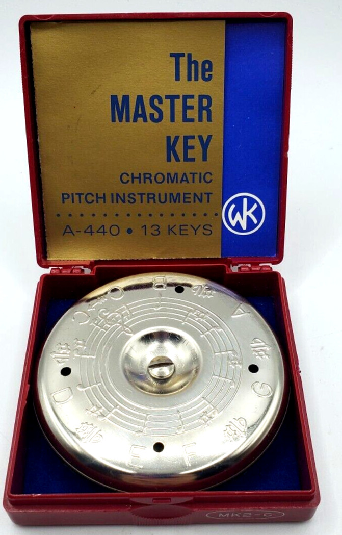 Becker MK2 Chromatic Pitch C-C in Red Case The Master Key 13 keys Made USA 