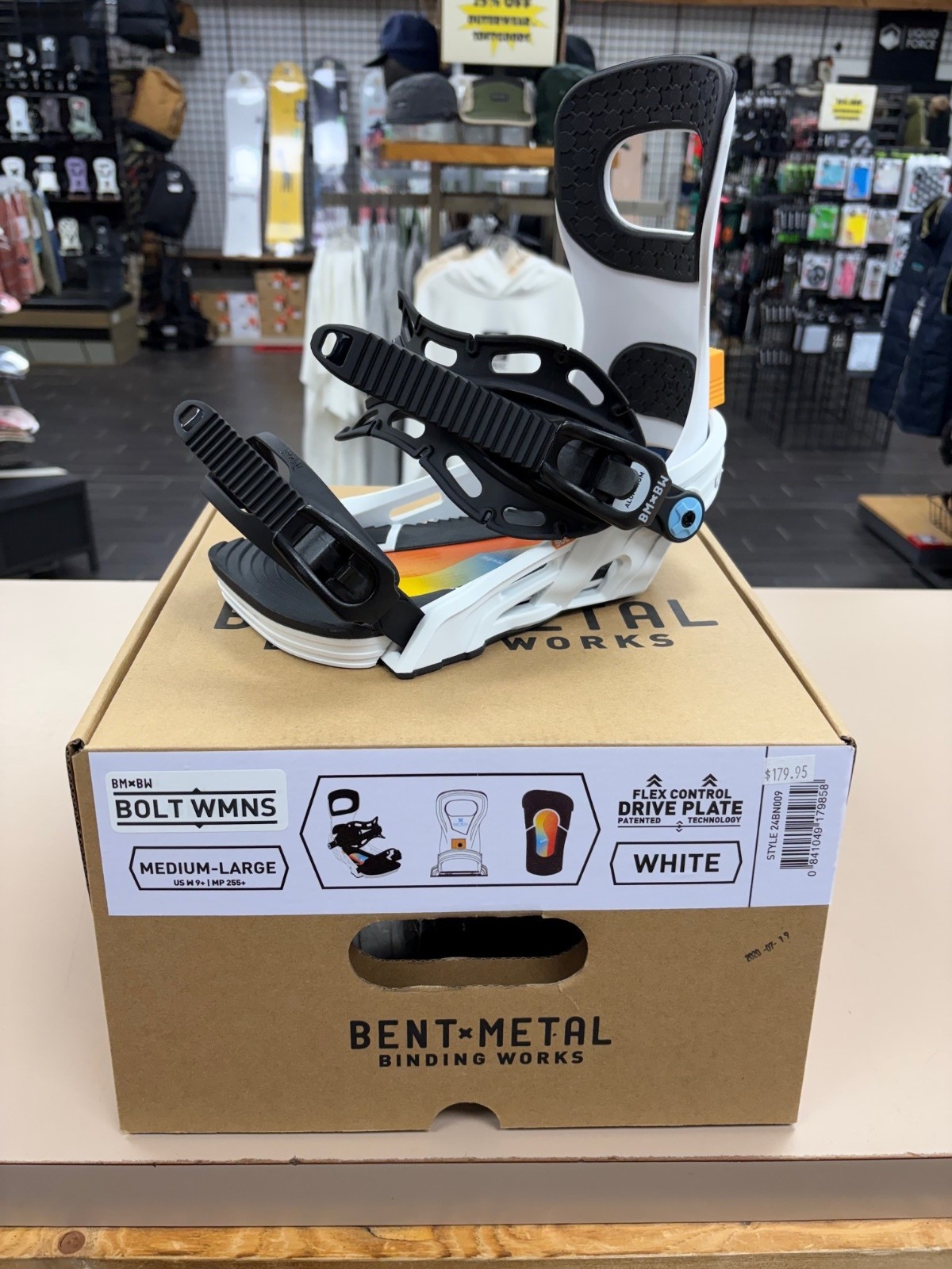 BENT METAL WOMEN'S BOLT MEDIUM/LARGE WHITE (24-25) BINDINGS *NEW IN BOX*