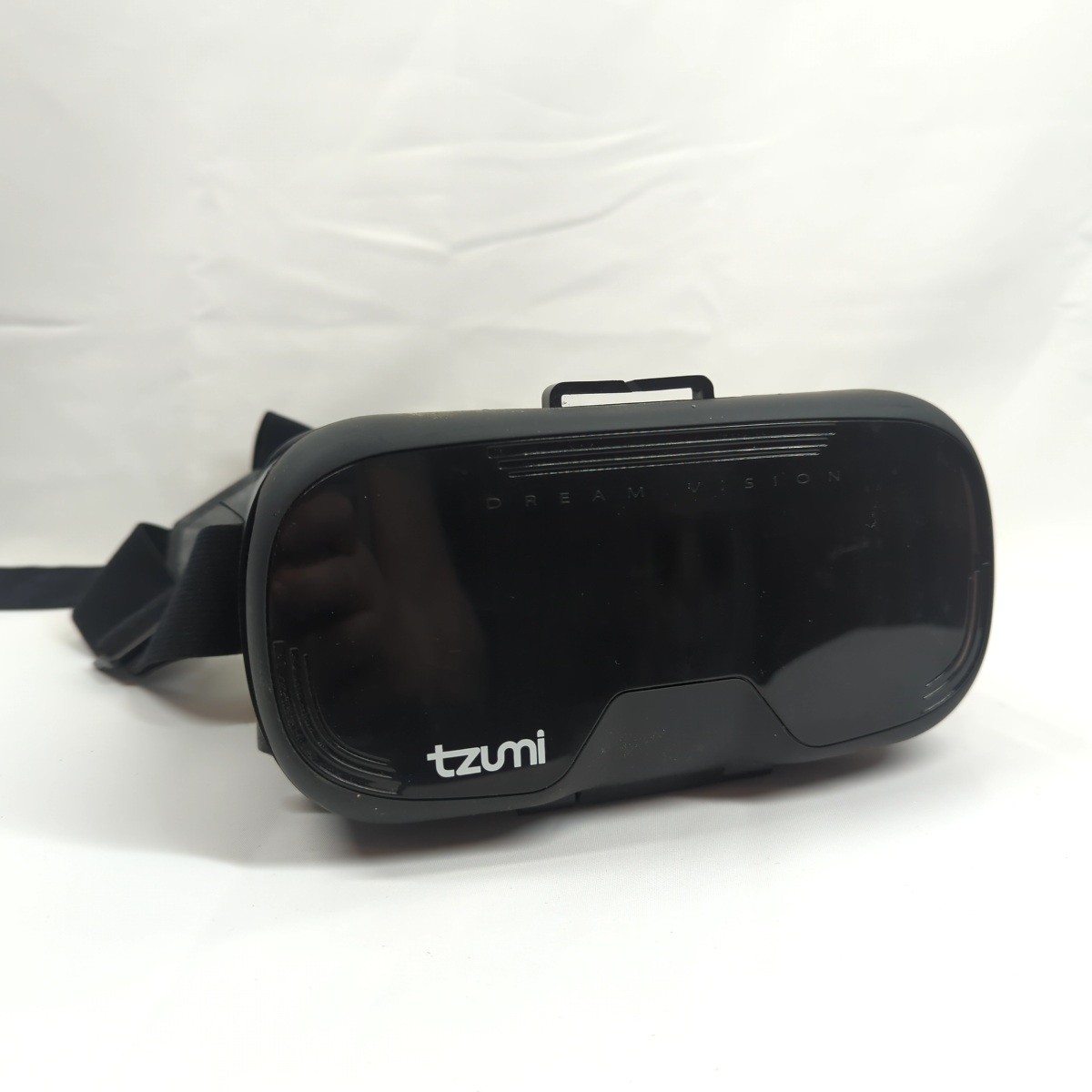 Tzumi Dream Vision Black Virtual Reality Headset Adjustable Straps Used VR Goggl