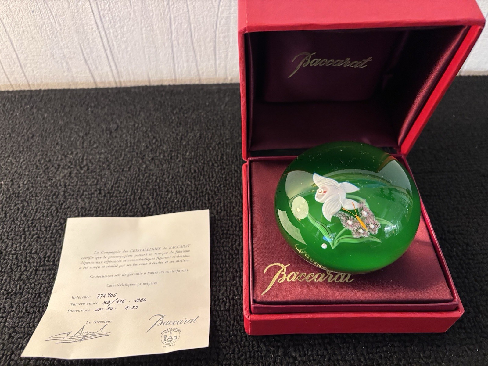 Butterfly And Flower White Crystal Paperweight Baccarat Numbered 89/175