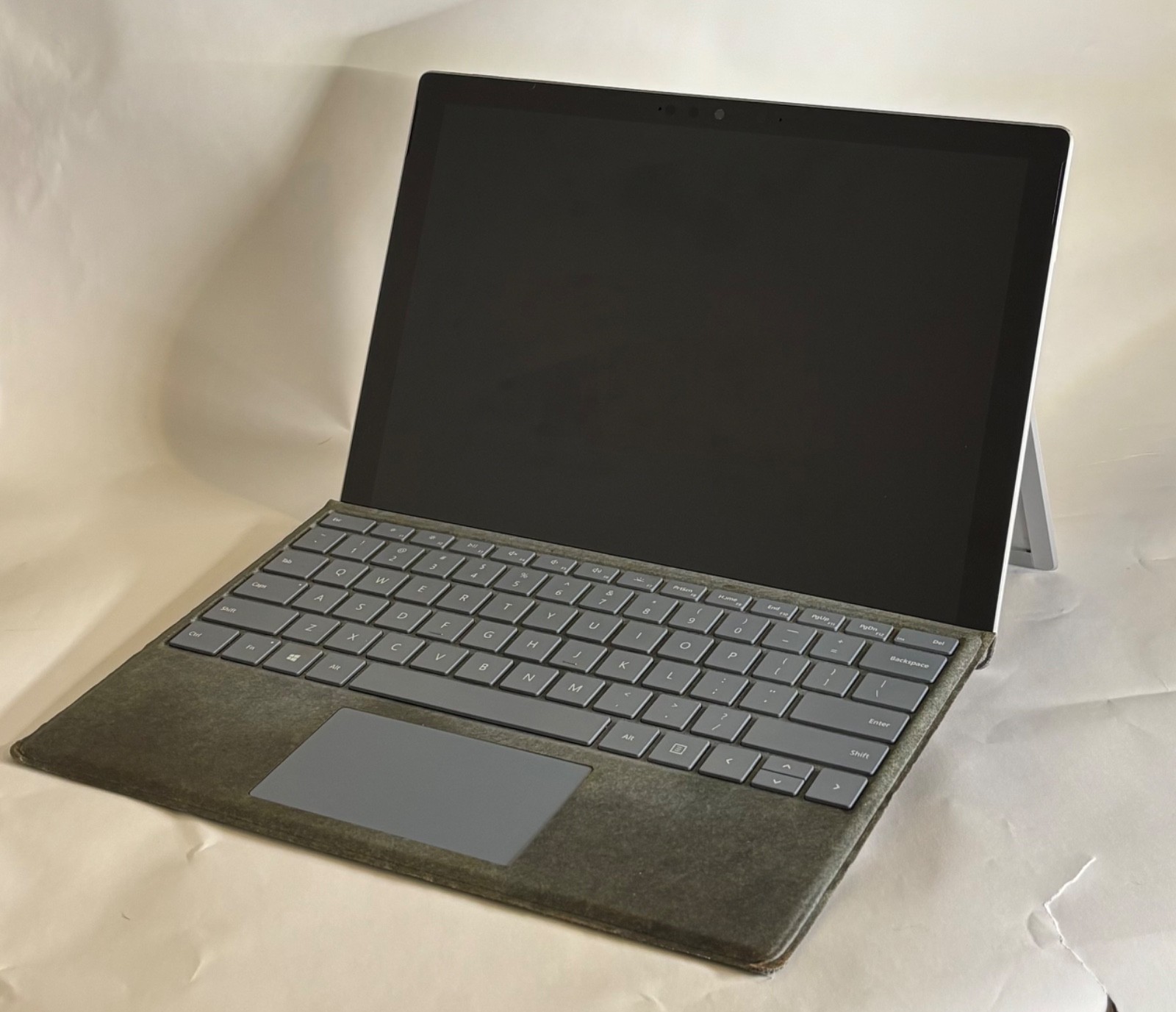 Touchscreen Microsoft Surface Pro 7 Tablet 12.3" 128GB Intel i5-1035G4 64-bit OS