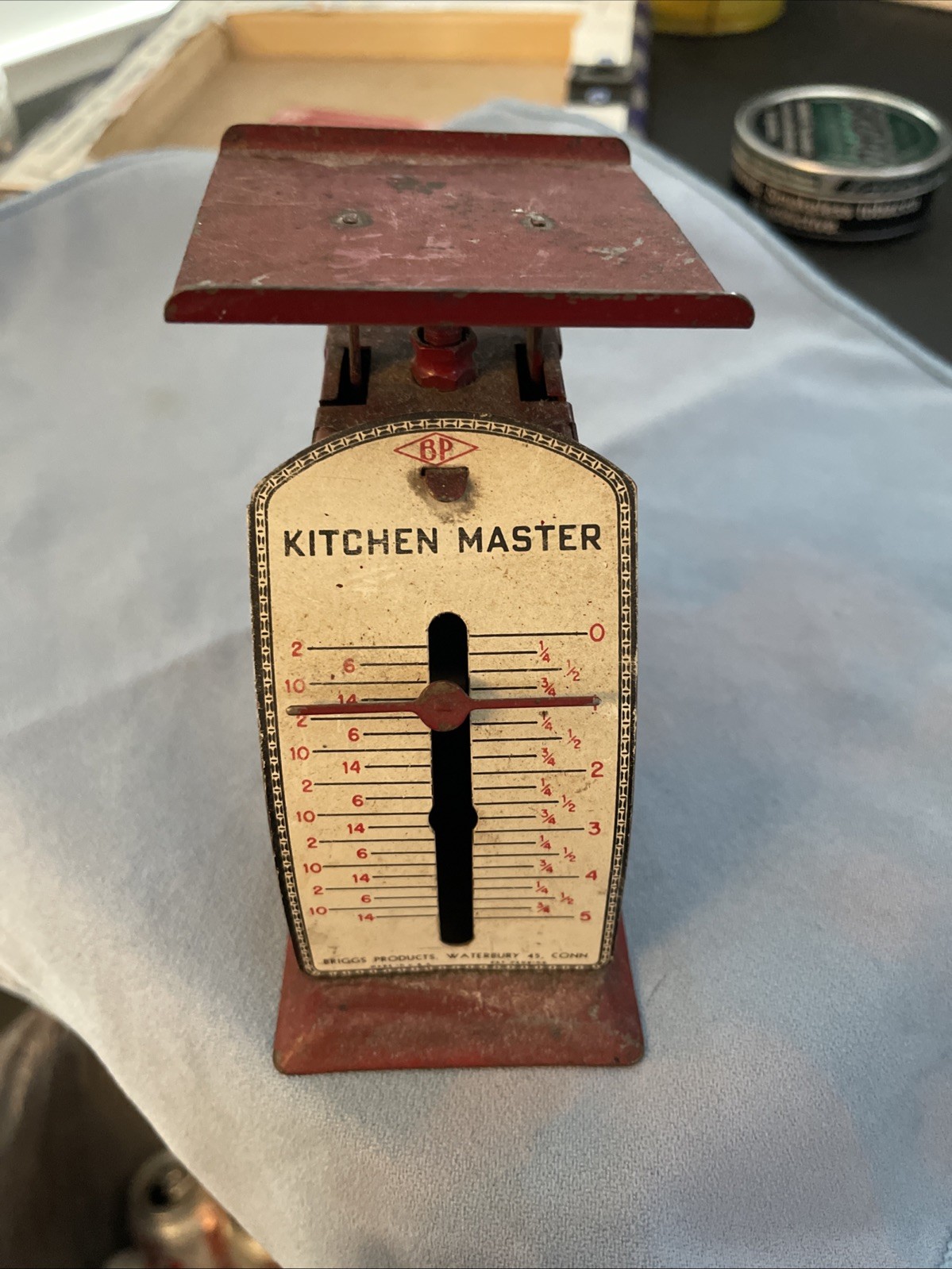 Vintage BP Kitchen Master Small Kitchen Scale Briggs Products 5lbs USA 3.75” Tal