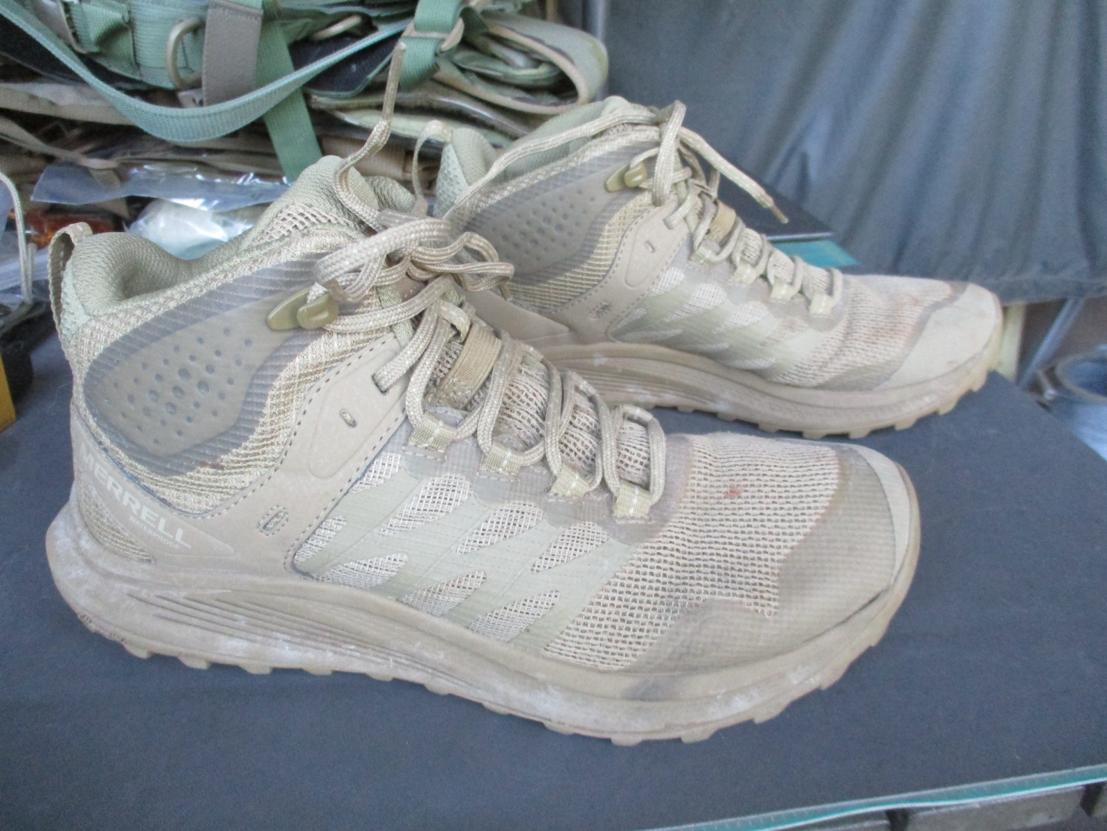 MERRELL Waterproof size 7.5 Coyote Men’s Nova 3 Mid Tactical Boots, Shoes