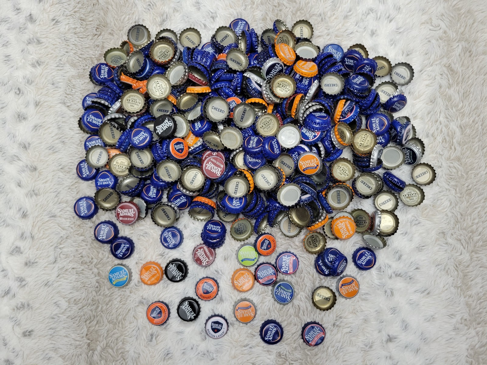 Sam Adams Boston Brewing Bottle Caps Lot of Approx 550 Caps Variety Boston Lager