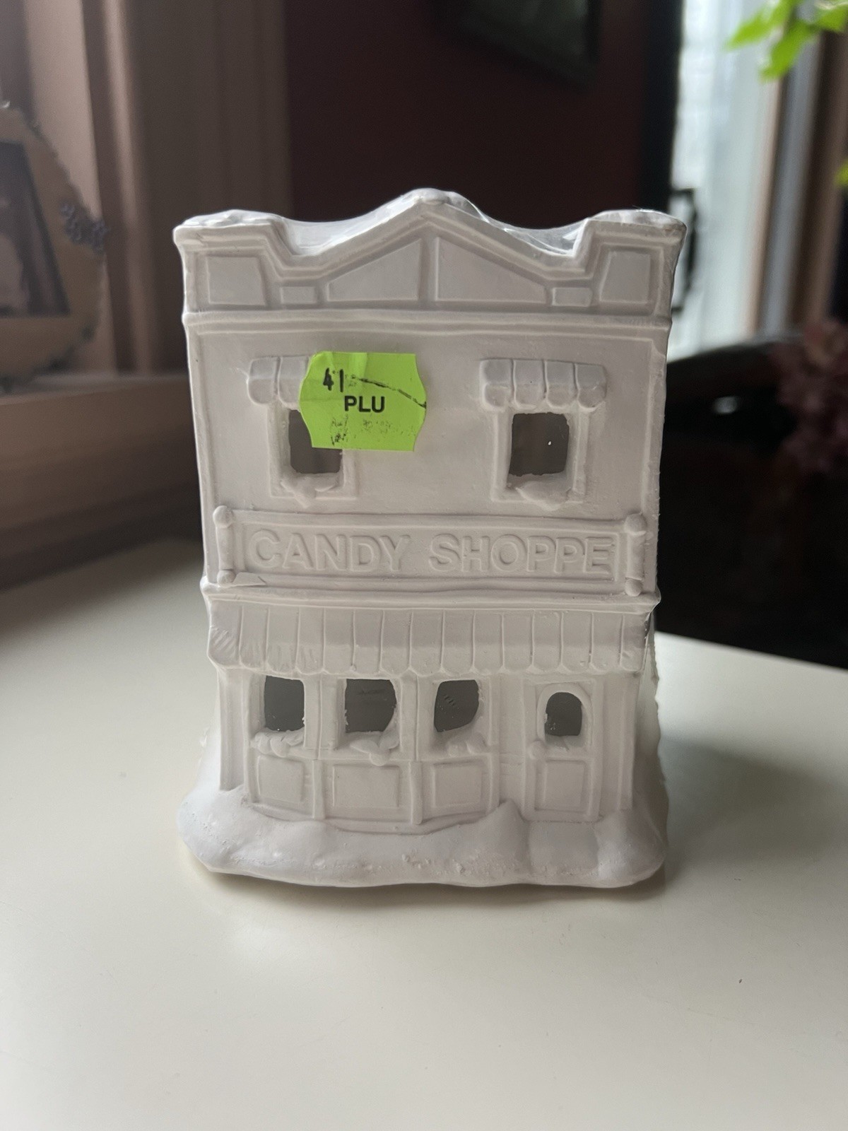 California Creations Candy Shoppe Ready to Paint Christmas Village House SE158