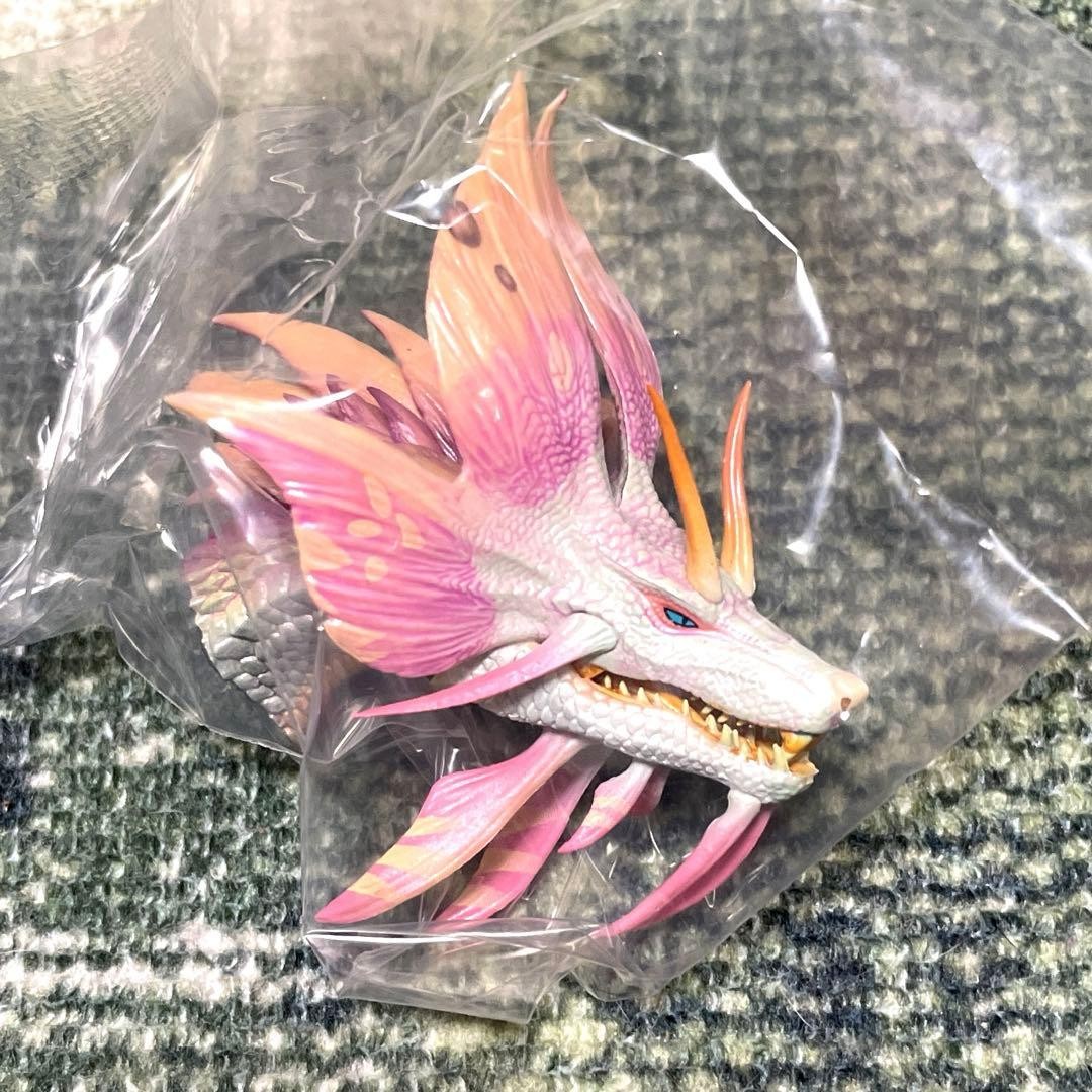 Ichiban Kuji Monster Hunter Wilds C Prize Head Magnet Tamamitsune