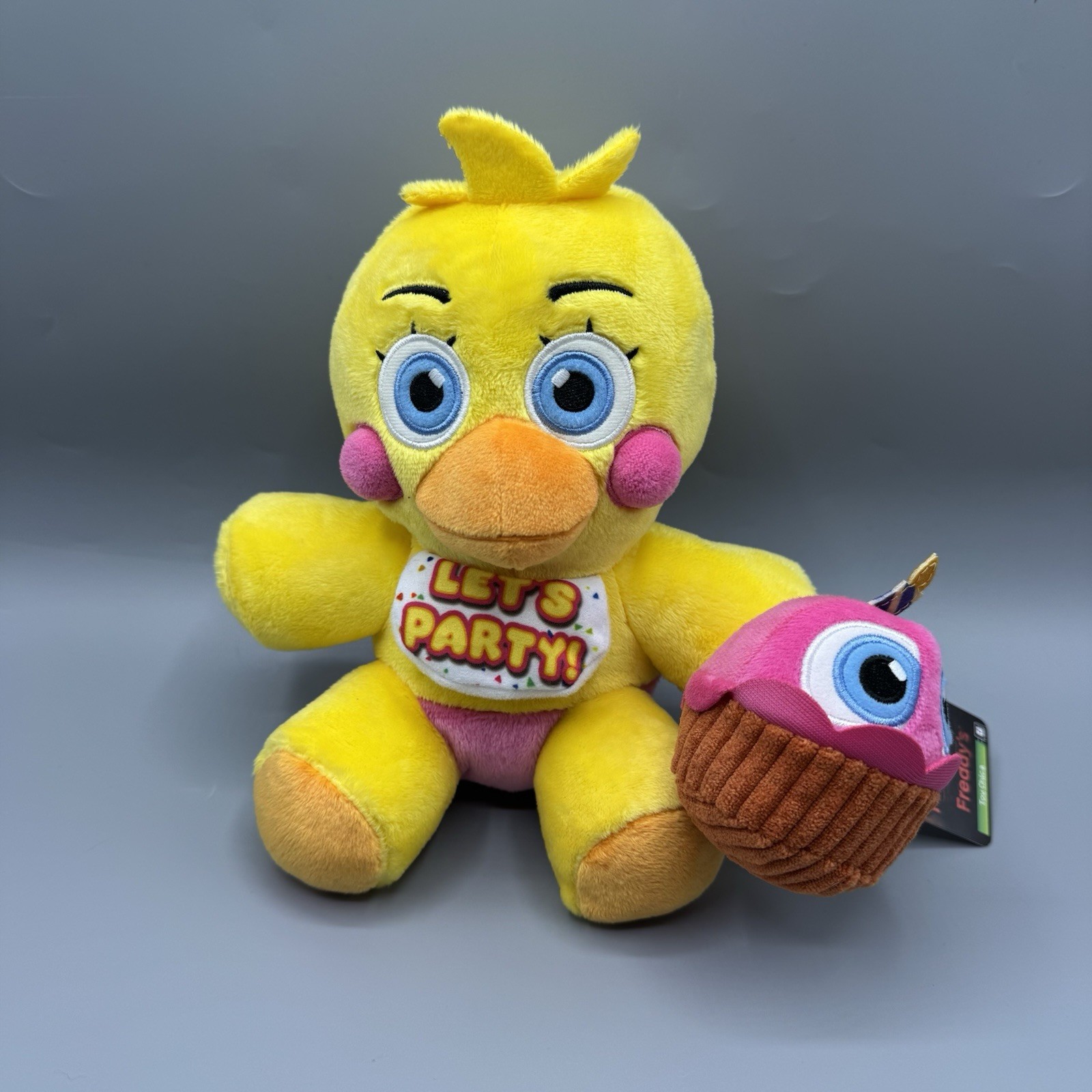 Jazwares Five Nights At Freddy's FNAF Chica & Carl 8" Plush Wave 2 Glow Eyes