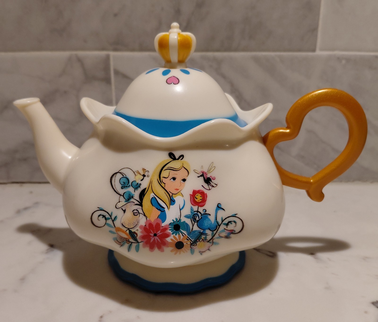 Disney Alice In Wonderland Magic Teapot 