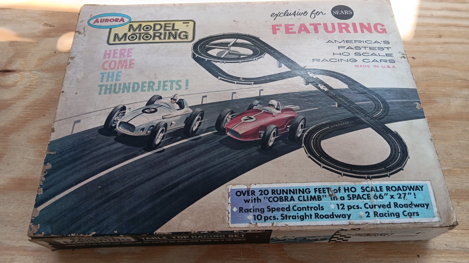 Sears Excusive Aurora MM  Tabletop HO Race Set - Complete With Cars.